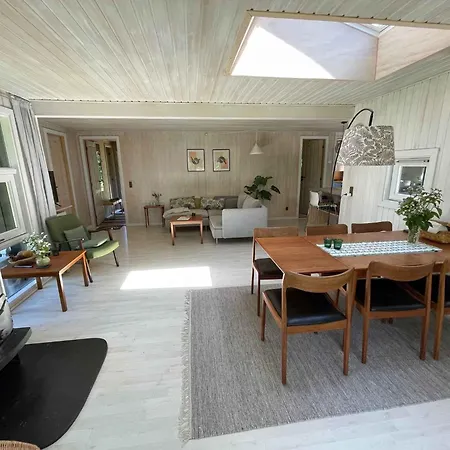 Wonderful Summer House Near The Sea Holiday home Gilleleje