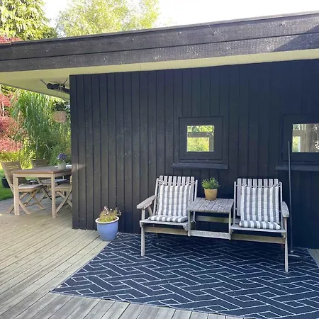 Wonderful Summer House Near The Sea Gilleleje